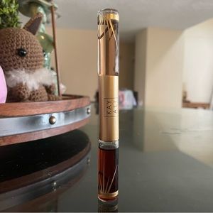 KAYALI INVITE ONLY AMBER | 23 & DÉJÀ VU WHITE FLOWER | 57 Double Rollerball